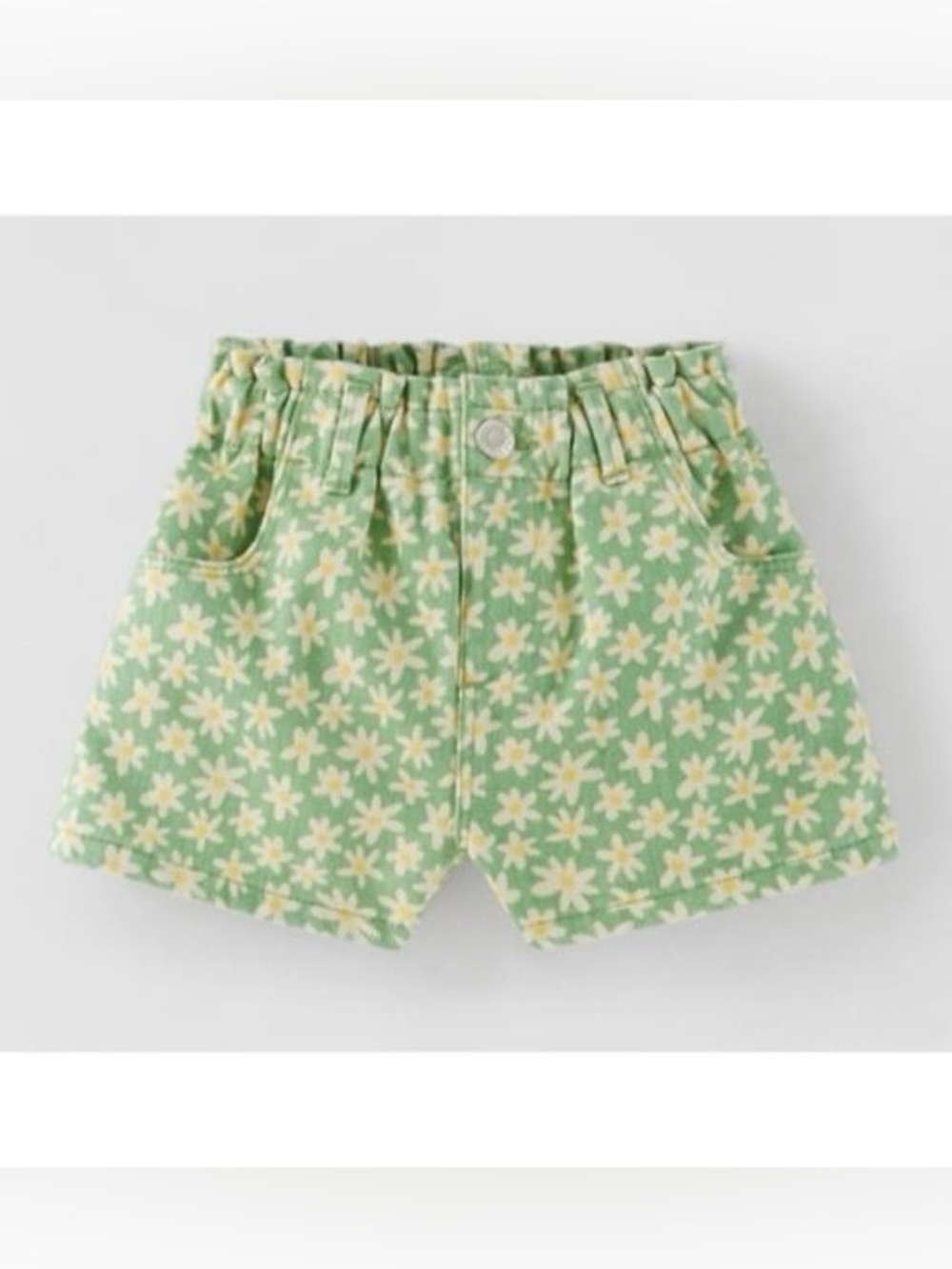 Zara Green Daisy Print Elastic Waist Shorts